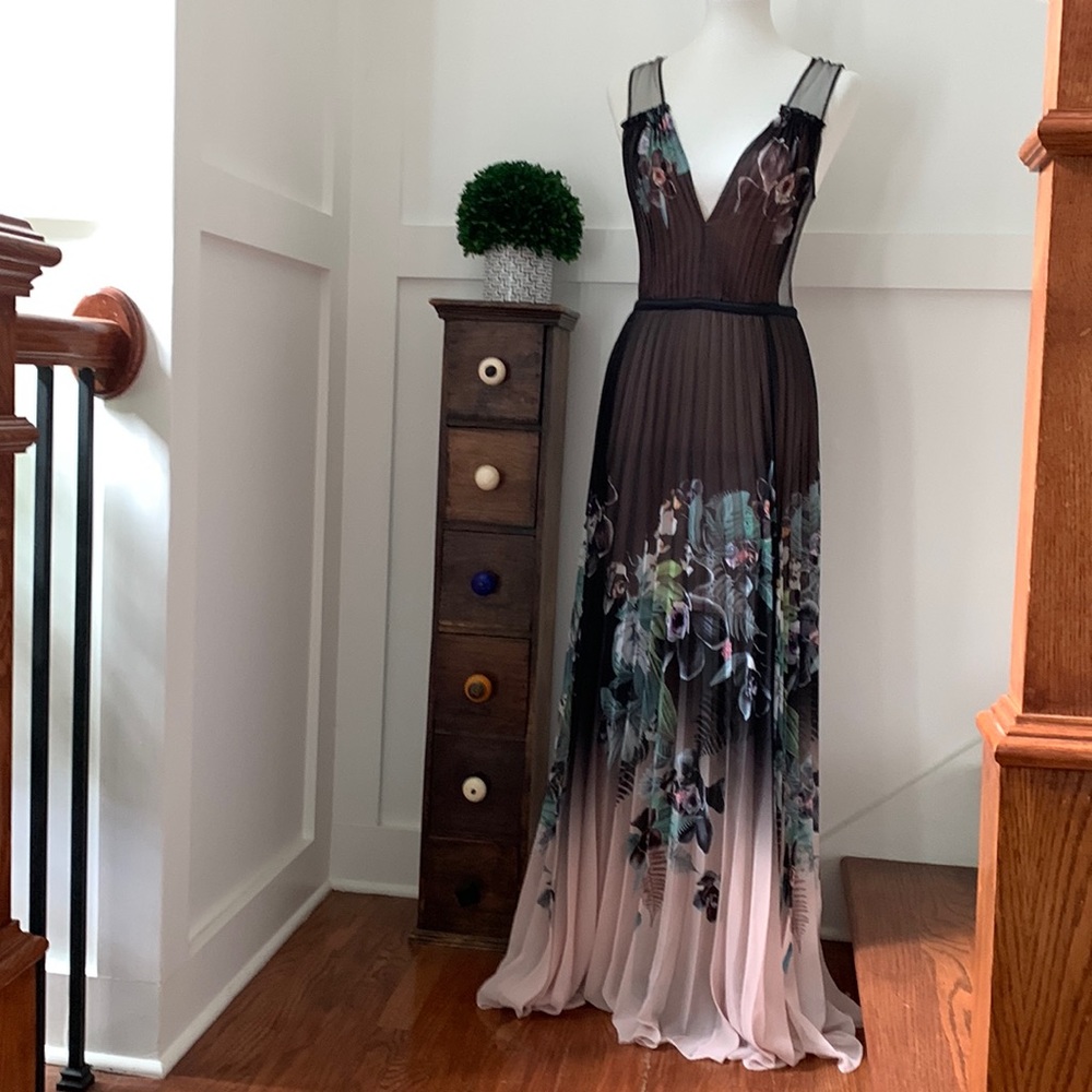 NWOT Beautiful Bebe dress, long mesh floral black dress, 6